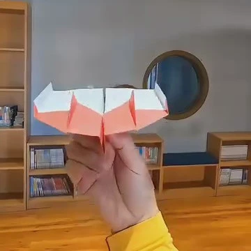 Aereo di carta