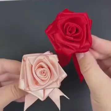 Rosa in tessuto