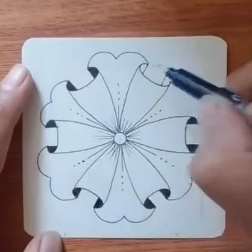Esercizio grafico con linee curve armoniche
