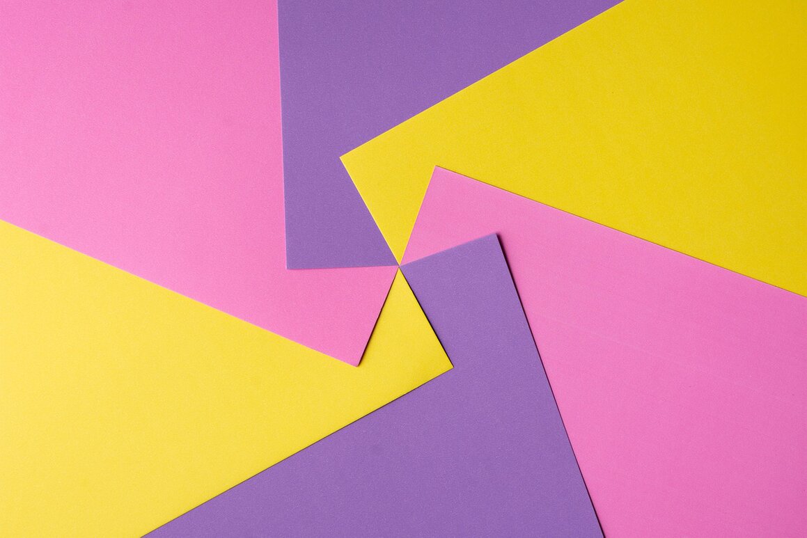 Cubo modulare Sonobe composto da moduli colorati